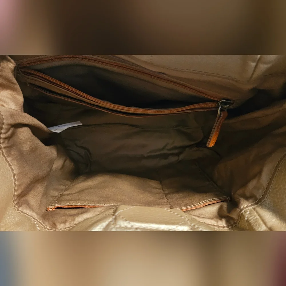 NWT HOBO Margot Satchel/crossbody: Dusty Gold 100% Gen Leather - Picture 11 of 14